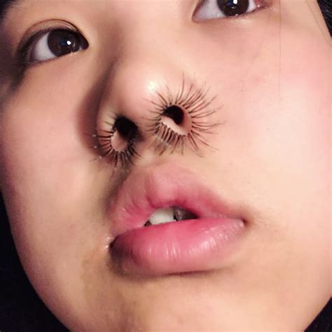 nose hair extensions|Nose hair extensions are the next hot beauty trend。